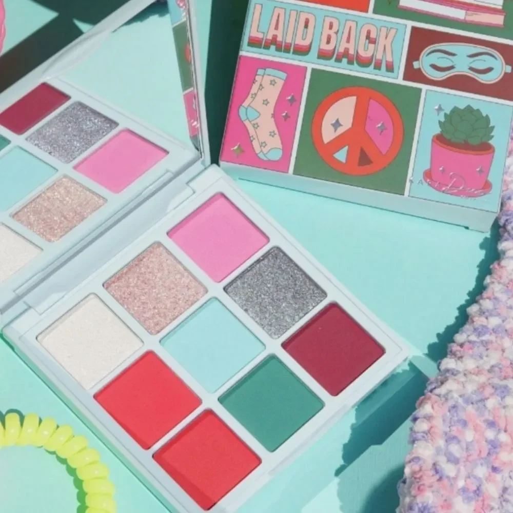 Kara‎ Beauty Laid Back Eyeshadow Palette